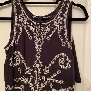 Bandana patterned shirt with open back